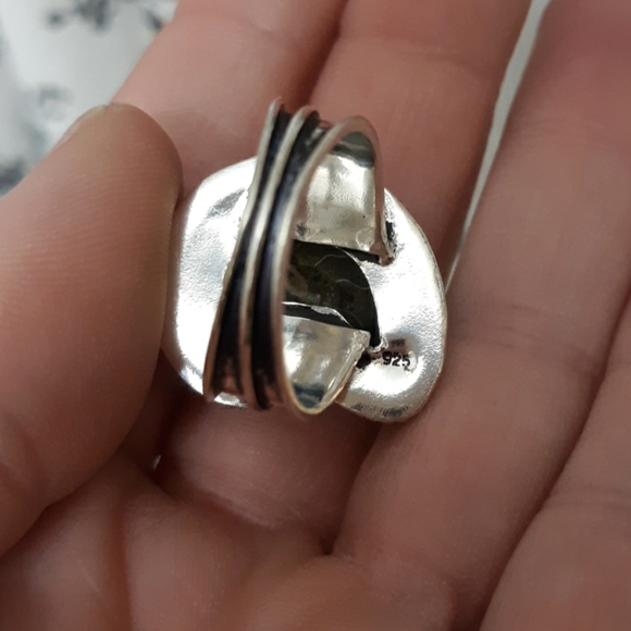 New Ammonite Fossil 925 Silver Ring. - Picture 8 of 8